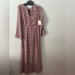 NWT Altar’d State maxi dress. Size small maroon/white. Sheer with liner.